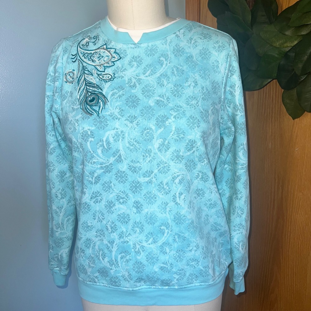 Breckenridge Turquoise‎ Blue Paisley Feather Embroidered Crewneck Women's Small